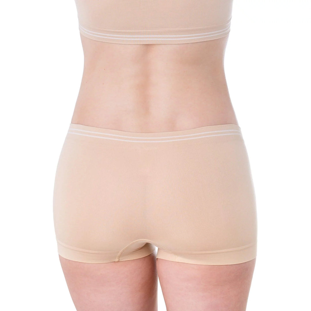 Woman's Low Rise Seamless Boy Short - Elita Intimates