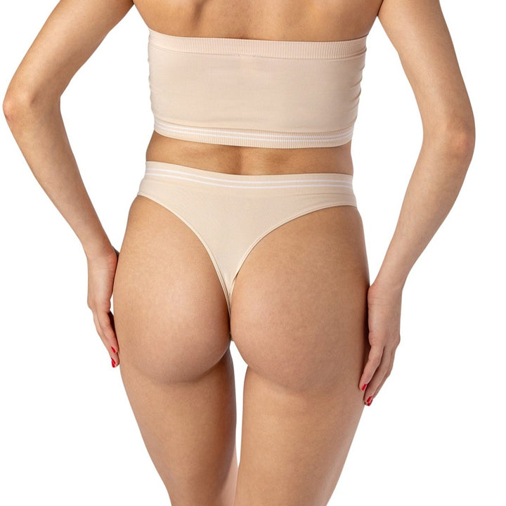 Elita Seamless Mid Rise Thong